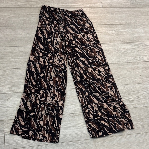 Zara Wide Leg Flowy Printed Palazzo Pant Brown Stretch Waist Size M - Picture 2 of 11
